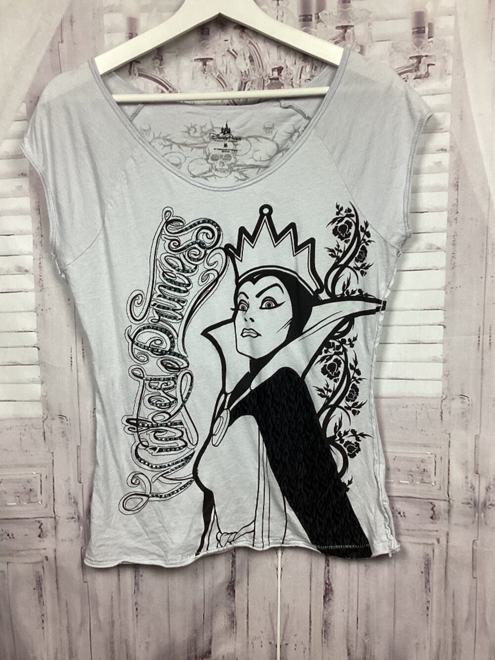 Disney Parks Evil Queen T-Shirt M
